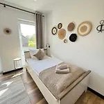 Grosse Wellness + Sauna + Netflix Apartment