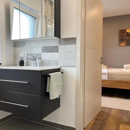 Große Wellness + Sauna + Netflix Petershagen