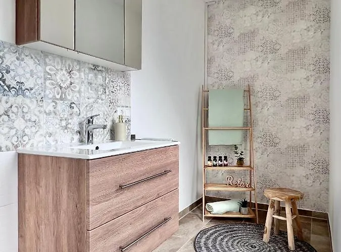 Grosse Wellness + Sauna + Netflix